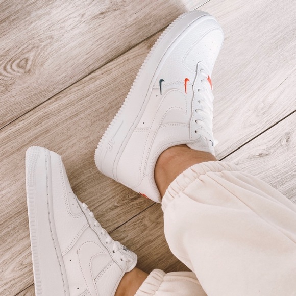 Nike Air Force Low 1 - Picture 1 of 4